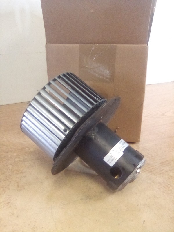 Peterbilt/BCM 223020001 Blower Motor 12V