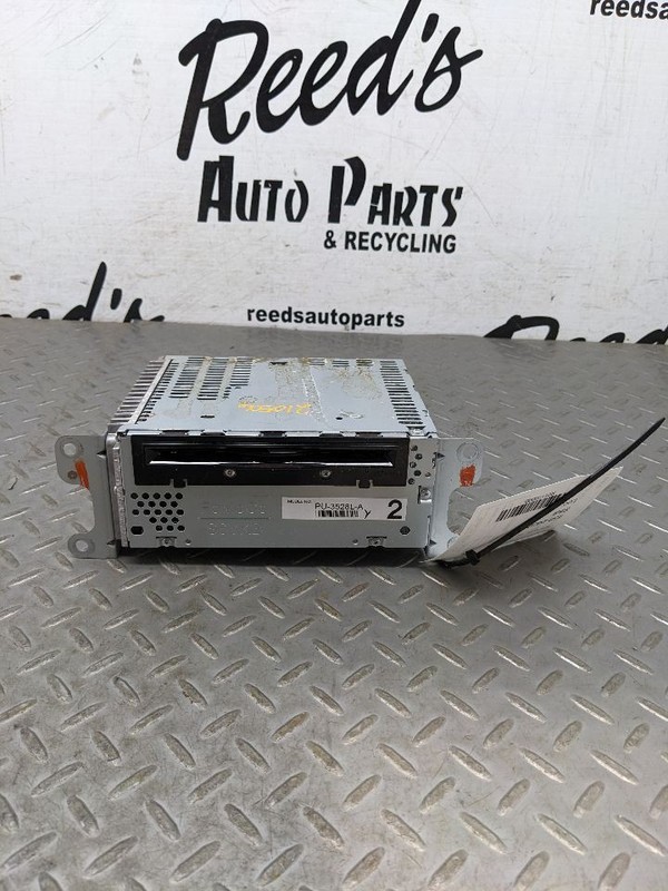 Audio Equipment Radio Receiver AM-FM-CD-MP3 Single Disc Fits 13-14 EDGE 1150060