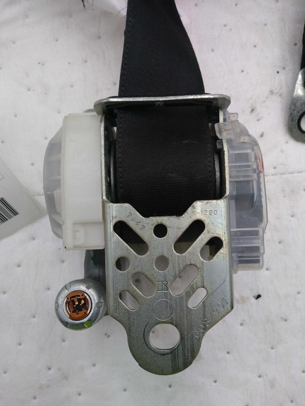 2012 Subaru Legacy OEM Grey Seat Belt Retractor, 137k Miles, Warranty