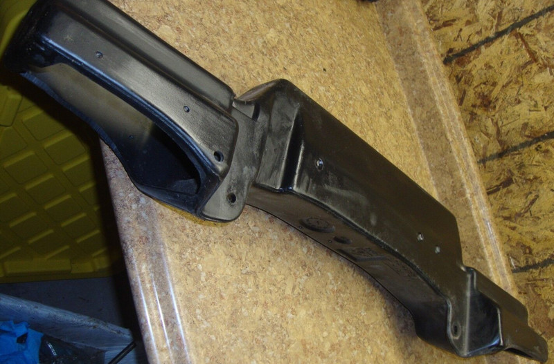 2002 Arctic Cat Mountain 600 Snowmobile Front Dash Support Mount Duct Console 02