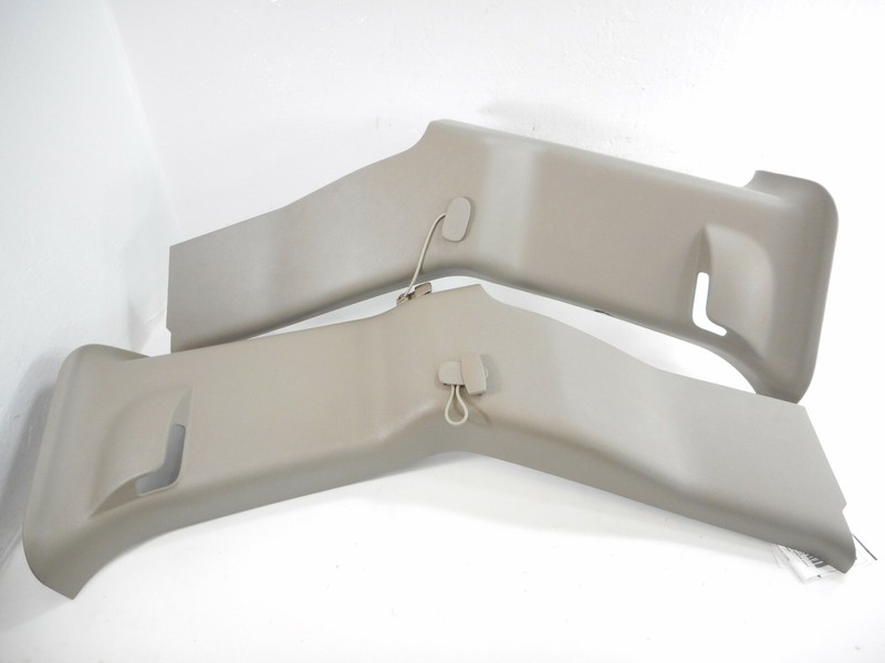 04 Hummer H2 C Pillar Seatbelt Cover Trim Pair Left Driver Right Passenger OEM