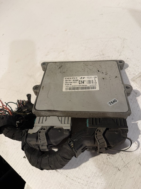 39110-3C650 07-09 OEM Hyundai Santa Engine Control Module ECU 3.3L