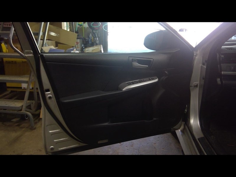 2012 CAMRY Driver Left Front Door Trim Panel 1572293