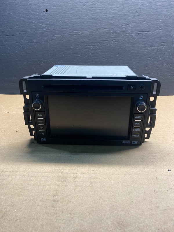 2007 - 2009 Saturn Outlook Navigation Radio CD Player Radio Aux InputAB7170 DG