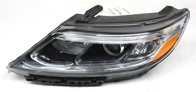 OEM Left Driver Side Halogen Headlamp For KIA Sorento 92101-1U500, Dirty Inside