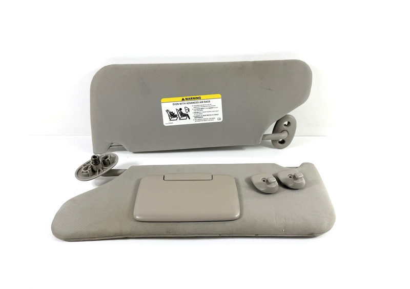 2005-2010 Jeep Grand Cherokee Sun Visor Set L+R Gray Non-Illuminated OEM