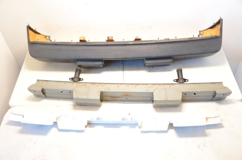 87-89 Nissan 300ZX Z31 2+0 Black Rear Bumper Cover with Reinforcement