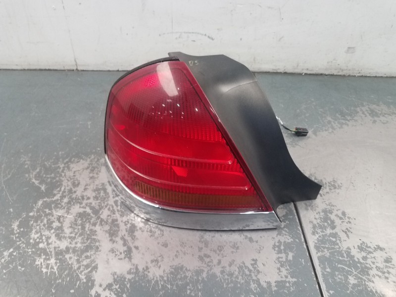 2002 Grand Marquis / Crown Vic Victoria Left Driver Tail Light #0557 M4