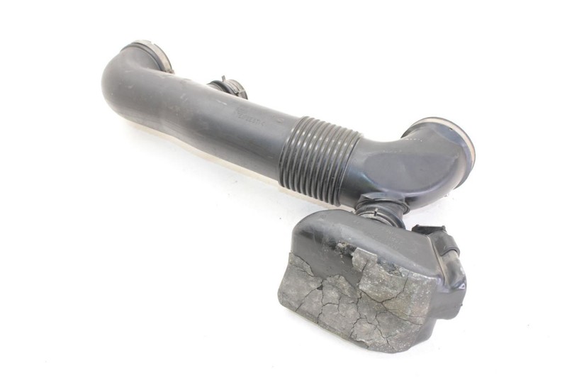 98-04 Porsche Boxster 2.5L Air Intake Tube 996110221