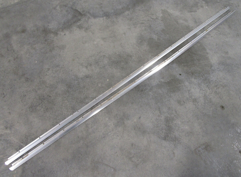 1989 Bayliner Capri Long Starboard Port Side Window Channel Track Mount Set 88"