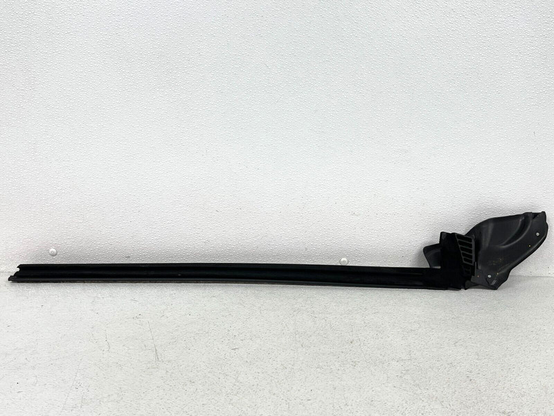 ⭐20-22 TOYOTA SUPRA GR FRONT RIGHT PASS SIDE WEATHER STRIP CHANNEL OEM LOT2318