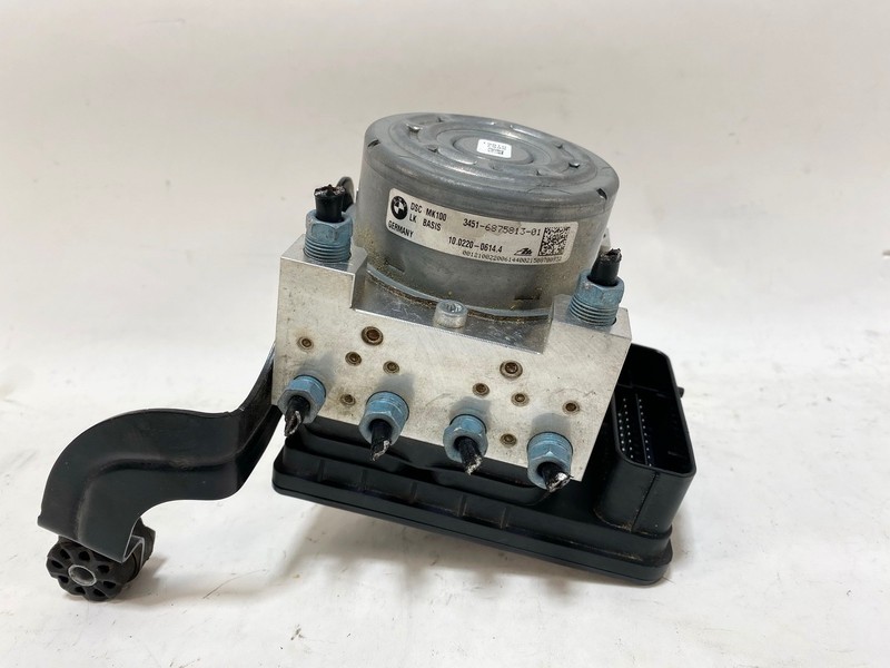 12-16 BMW SERIES 3 320I 328I ABS ANTI-LOCK BRAKE PUMP MODULE W/ BRACKET OEM
