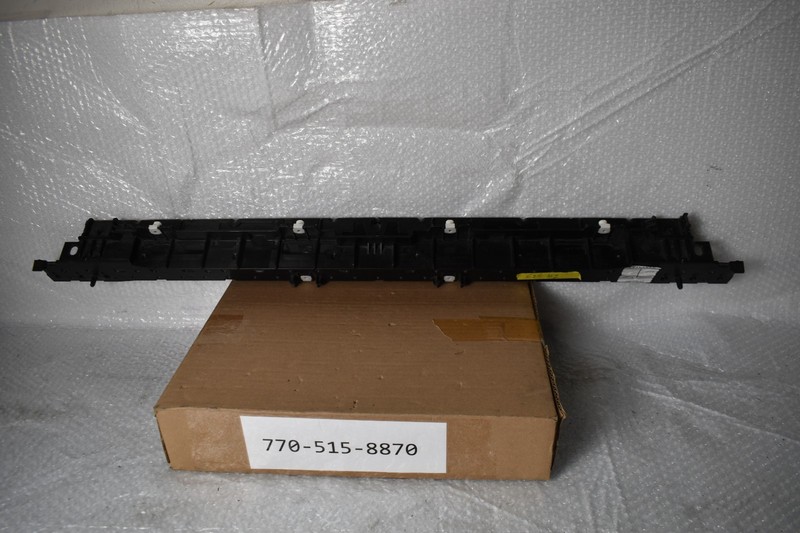 LAND ROVER RANGE ROVER TRIM PANEL 2021-2025 OEM M8E2-17640-A