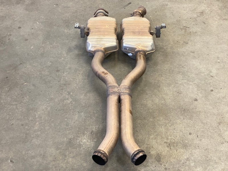 2010-2012 MERCEDES GL450 FRONT MUFFLER EXHAUST ASSEMBLY OEM LOT710