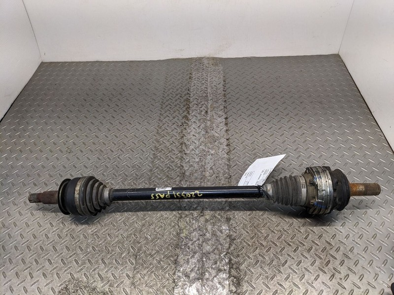 Passenger Right Axle Shaft Rear 2.0L Fits 14-19 CTS 1192182