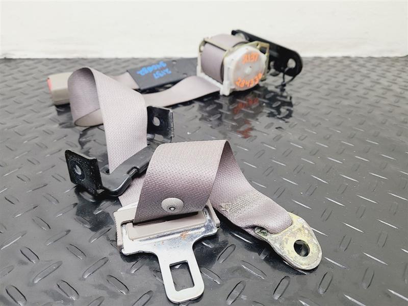 02-05 Dodge Ram Quad Cab Rear Center Seat Belt Retractor OEM 5KQ121L1AC