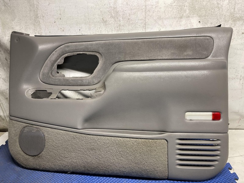 1996-1999 Chevrolet Tahoe C1500 Silverado Front Right Passenger Door Panel Gray