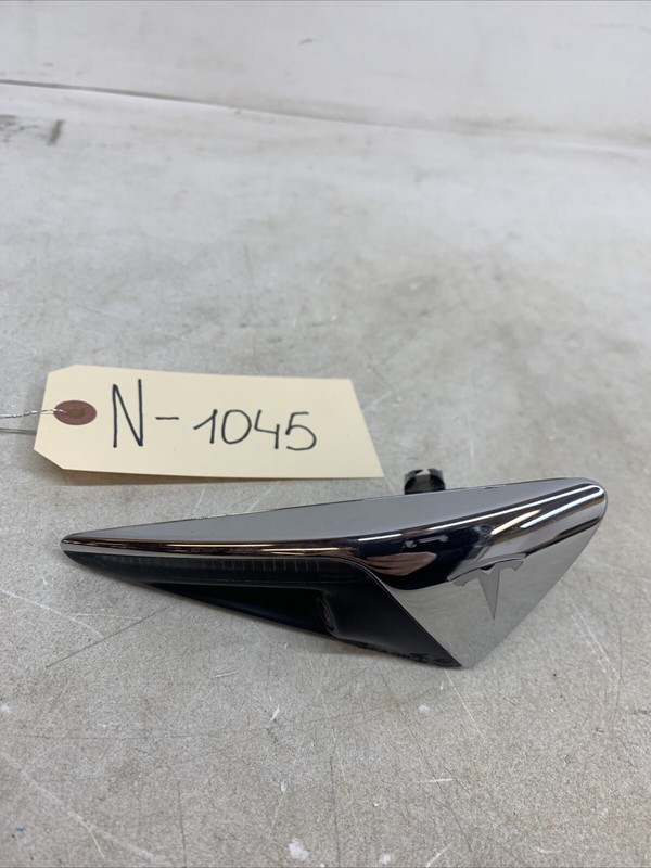 ⚡️17-20 Tesla Model 3 Front Right Fender Autopilot Camera 1125107-77-B 1045 B34