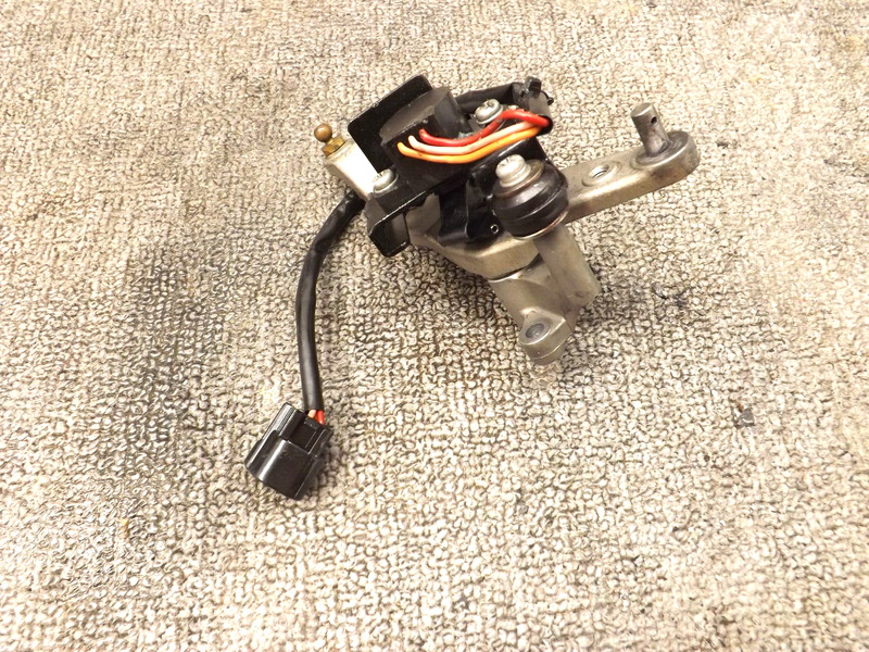 THROTTLE SENSOR W BRACKET 61A-85885-00-00 67F-83635-00-00 YAMAHA F100 HP MOTOR