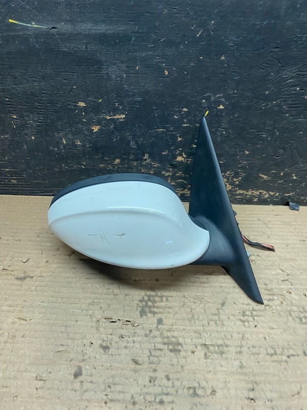2006 to 2008 BMW 328i 335i Right Passenger RH Side View Door Mirror V2582 DG