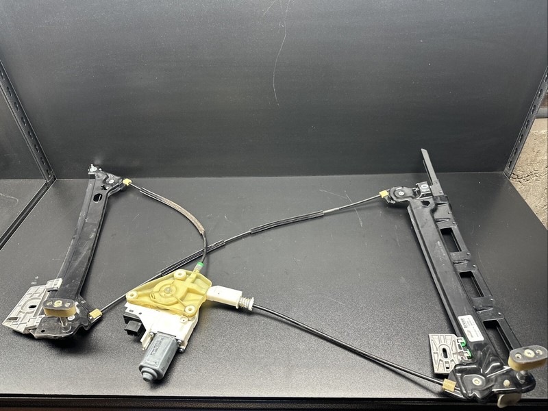 07-15 Jaguar X150 XK XKR Left Driver Side Door Window Regulator W Motor OEM