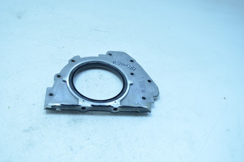 17-19 ALFA ROMEO GIULIA 2.0L CRANKSHAFT REAR MAIN SEAL COVER OEM