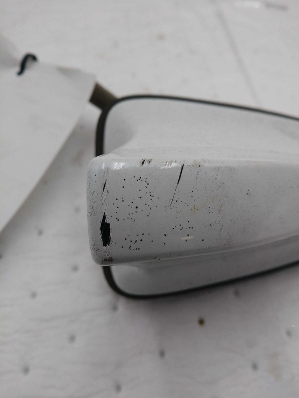 2021 KIA Telluride Antenna OEM Used White 6114136 44000 Miles