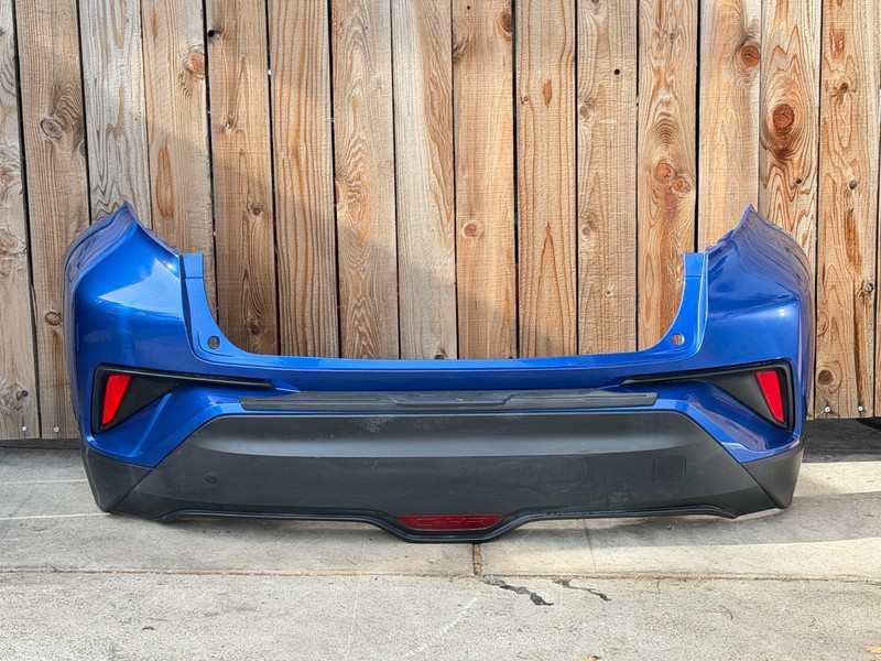 2018-2020 TOYOTA C-HR CHR OEM REAR BUMPER COVER FACTORY BLUE 52159-10300