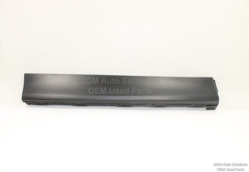 2024 - 2026 MAZDA CX-90 FRONT RIGHT PASSENGER SIDE DOOR LOWER MOLDING OEM