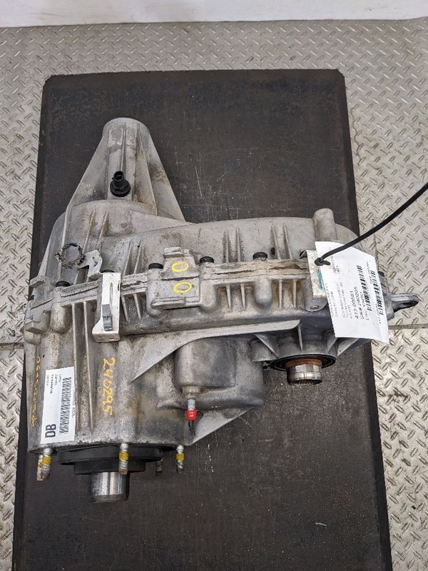 Transfer Case Opt NR3 Fits 03-06 ESCALADE 1139687