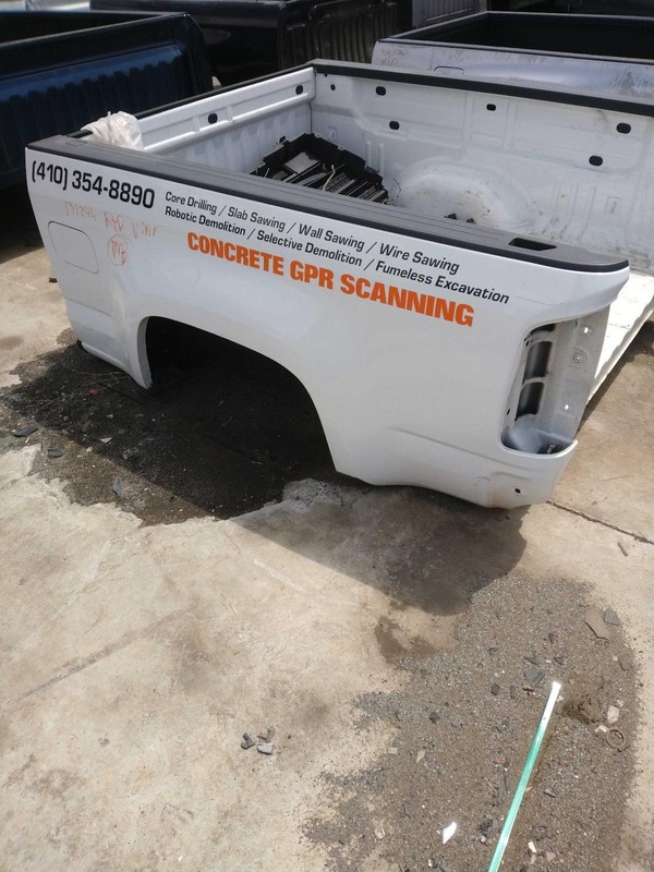2020 Chevrolet Colorado Truck Bed Assembly White OEM 84141627 131K Miles