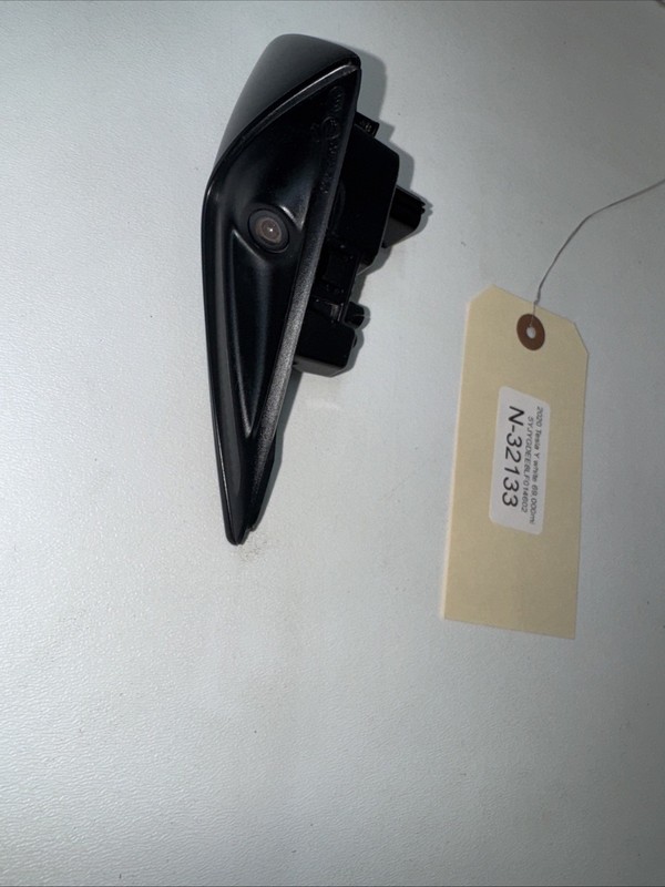 20-22 Tesla Model Y Right Side Fender Camera Turn Signal 1495865-20-C N32133 B34