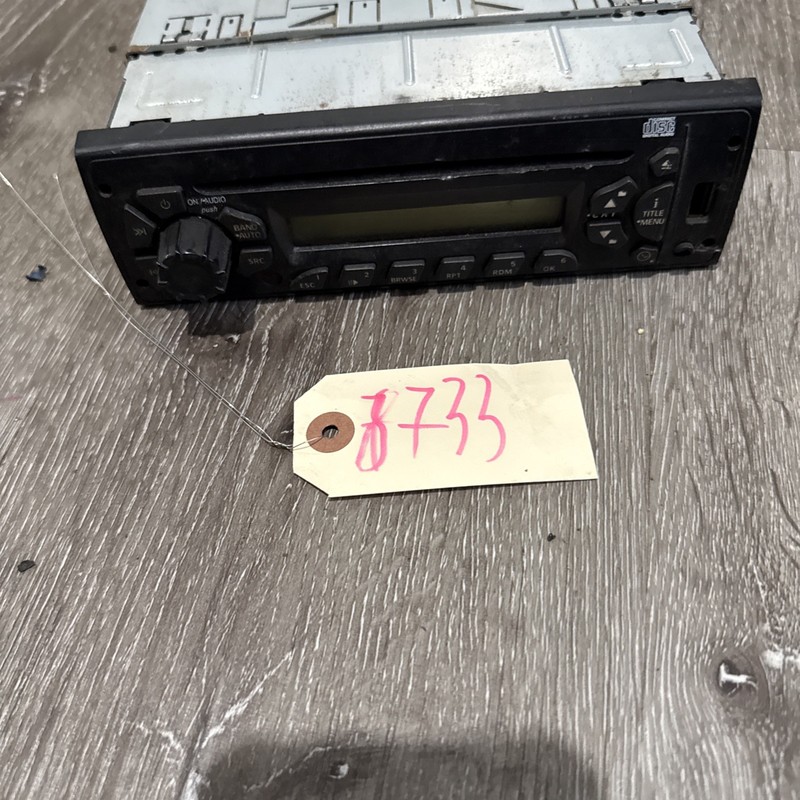 Freightliner Cascadia Delphi CD Player Satellite Radio 240767362822400