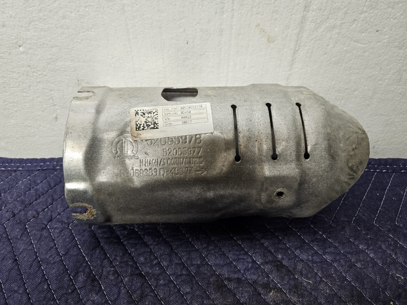 15-21 RENEGADE RAM PROMASTER CITY EXHAUST HEAT SHIELD OEM MOPAR 52065977