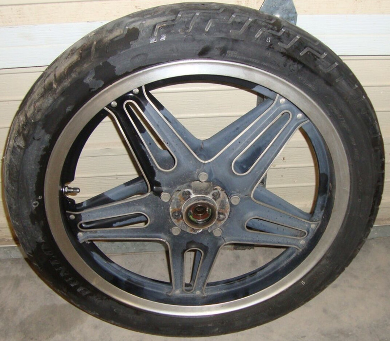 1982 Honda GL500 GL 500 Silverwing Front Rim Tire Wheel Hub 100/90-19 19"