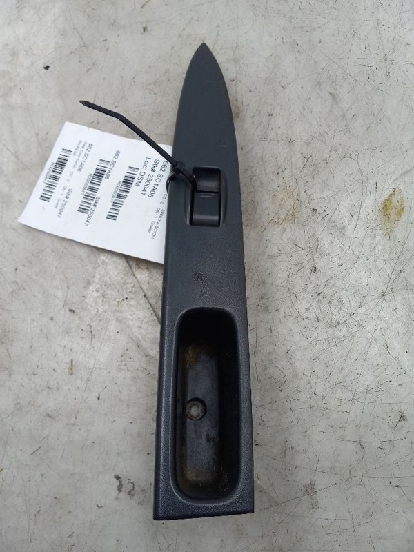 06 SCION XA REAR PASSENGER RIGHT WINDOW SWITCH