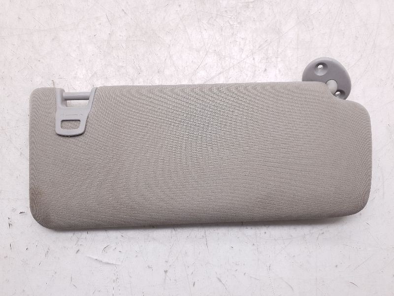 16-23 TOYOTA TACOMA PASSENGER RIGHT SUN VISOR WITHOUT VANITY MIRROR