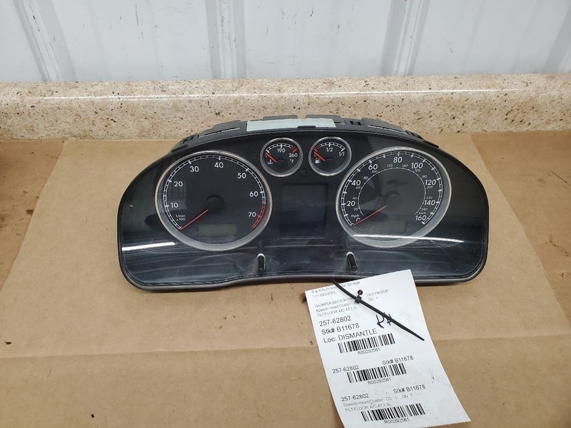 Speedometer Cluster 160 MPH Fits 02-03 PASSAT 292561