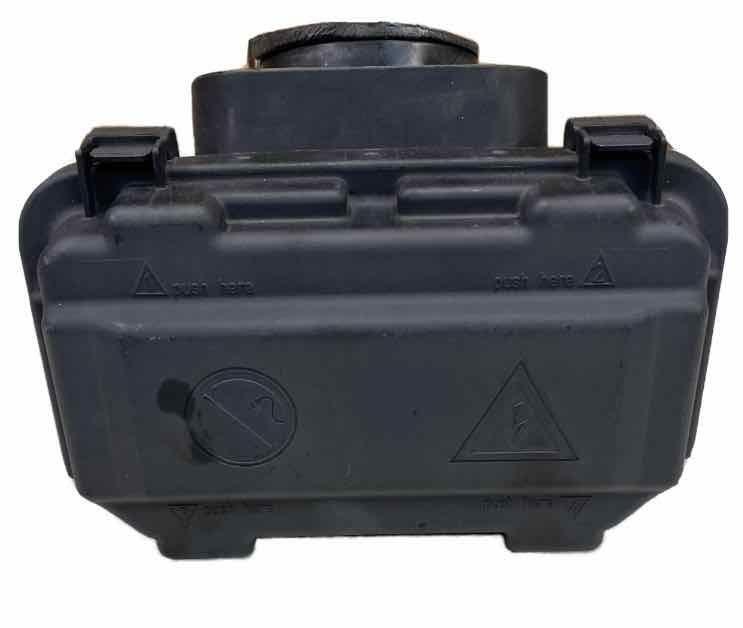 BMW 328 engine fuse box 12 18 engine fuse relay box assy 2.0L OEM 61149224866