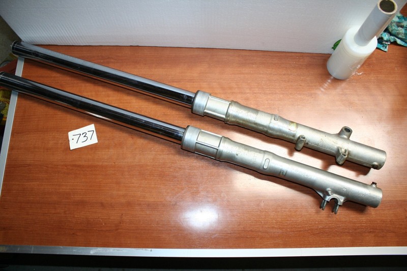 1985 Honda XR 350R Front Suspension Fork Tube Legs Left Right OEM 85 G