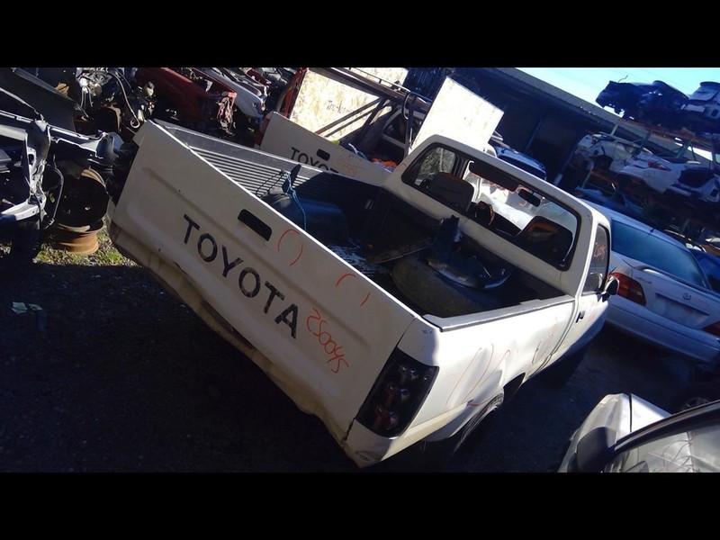 89 90 TOYOTA PICKUP DELUXE REAR AXLE 3.07 RATIO SINGLE REAR WHEEL 1/2 TON 2WD