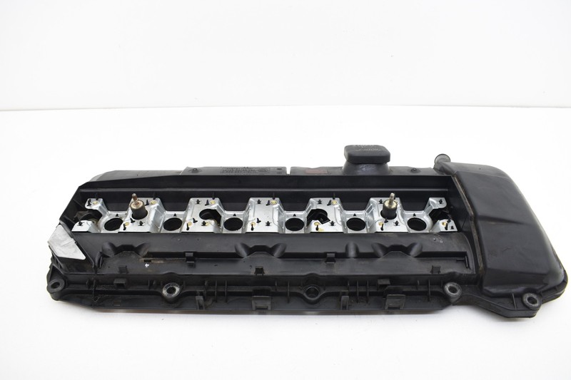 2002 BMW Z3 M54B25 Engine Cylinder Head Rocker Valve Cover OEM KW52
