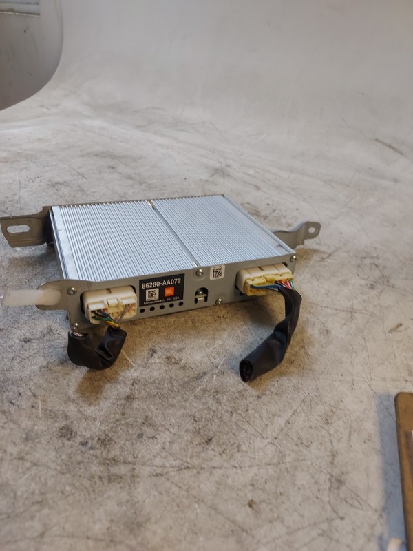 2002-2006 Toyota Camry Radio Audio Amplifier Amp Module 86280-AA073 oem