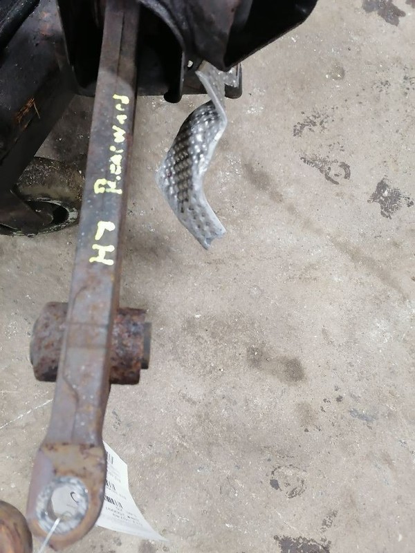 CHALLENGE 2013 Lower Control Arm Front 1554462