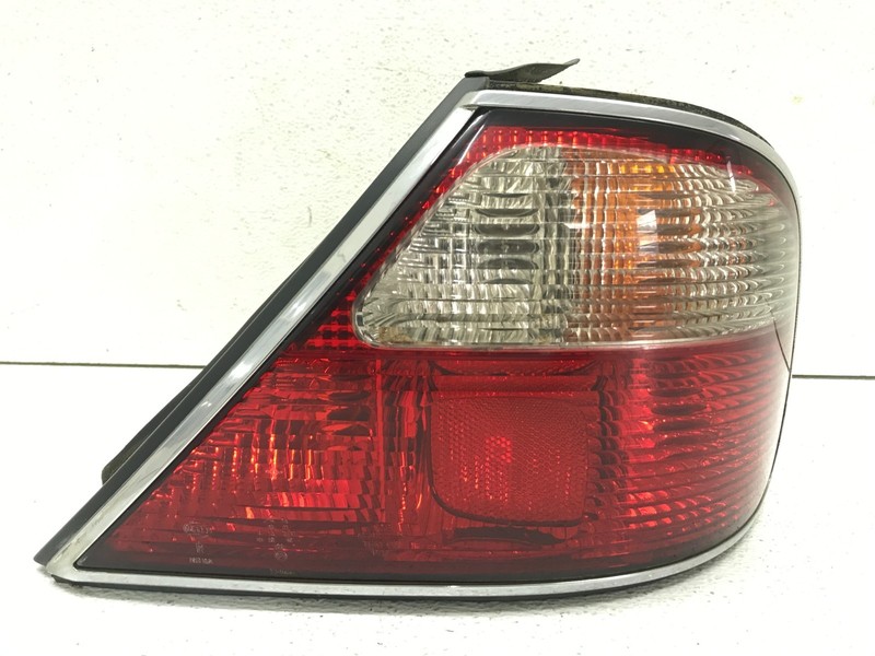 98-03 Jaguar XJ8 VDP X308 Rear Right Passenger Taillight Tail Light Lamp OEM