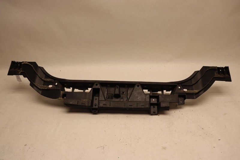 2010-2016 PORSCHE PANAMERA REAR BUMPER CENTER SUPPORT BRACKET GUIDE OEM