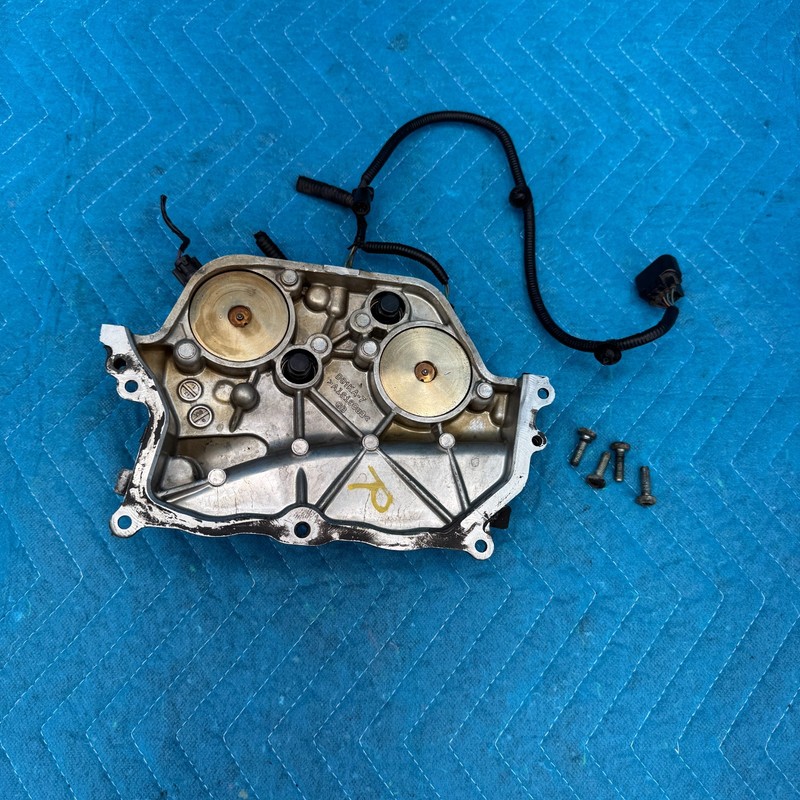2010–2012 Range Rover L322 5.0L Right Timing Chain Valve Cover OEM 8W936H067AG