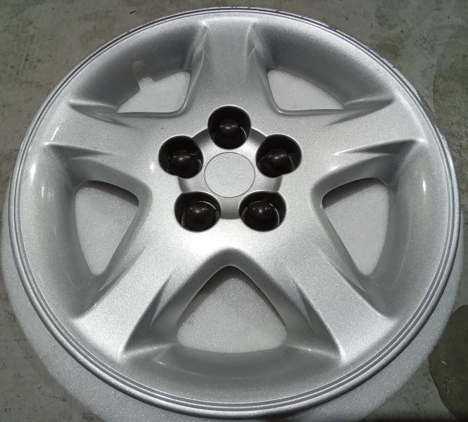 2000-2002 Dodge Neon 544 Wheel cover Hubcap 15 inch 5 Spoke Silver 04656328AB