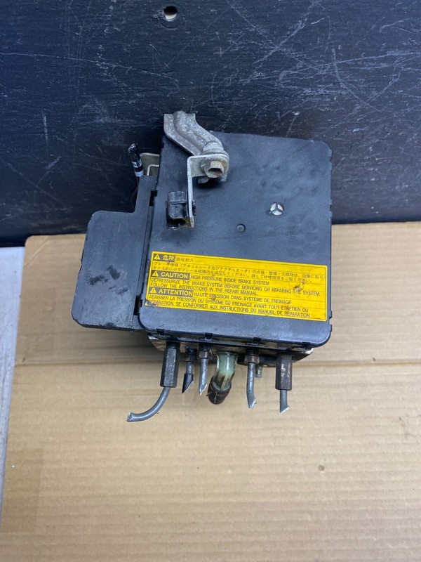 2004 - 2009 Toyota Prius ABS Brake Pump Anti Lock OEM Module AE6199 DG