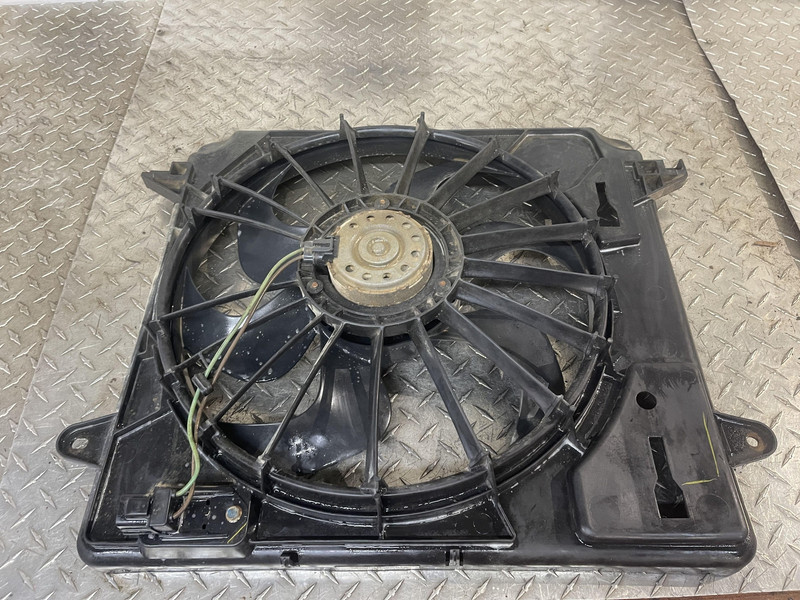 10-11 Jeep Wrangler jk 3.8L Engine Fan Assembly Tested *